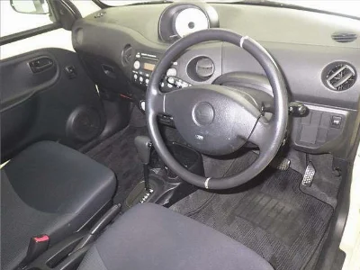 Daihatsu Esse