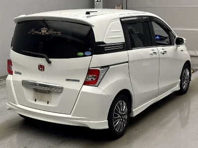 Honda Freed Spike
