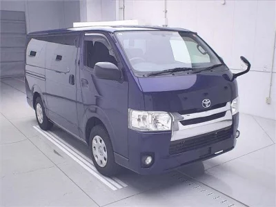 Toyota RegiusAce