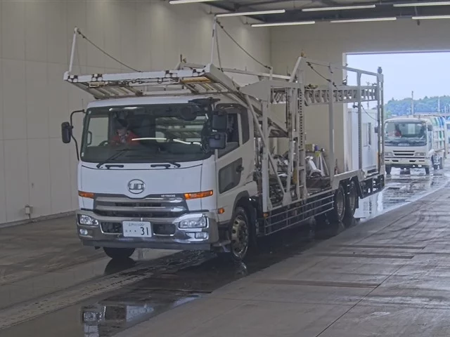 NISSAN DIESEL (UD) CONDOR  с аукциона в Японии