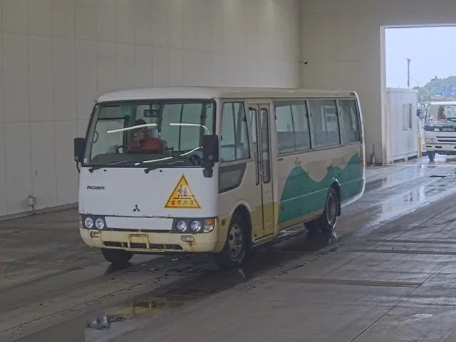 Mitsubishi FUSO ROSA  с аукциона в Японии