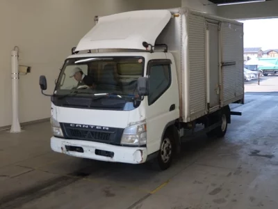 Mitsubishi Fuso Canter