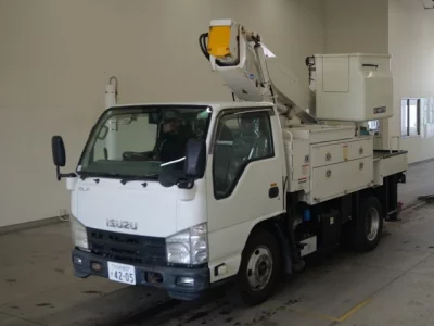 Isuzu Elf