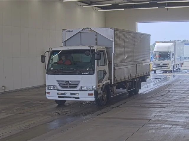 NISSAN DIESEL (UD) CONDOR  с аукциона в Японии