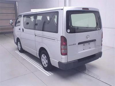 Toyota RegiusAce