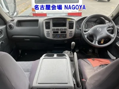 Nissan Caravan