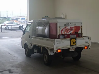 Nissan Vanette