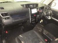 Цена авто Toyota Roomy с аукционов Японии, номер кузова M900A, пробег 40 000, оценка 13