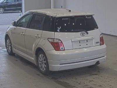Toyota Ist