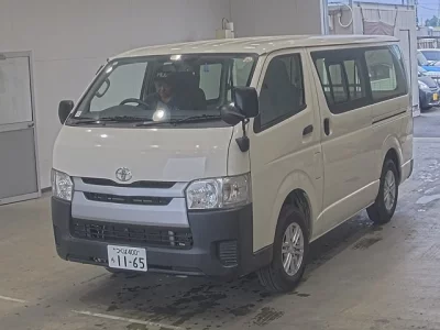 Toyota HiAce Van