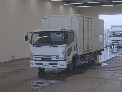Isuzu Forward