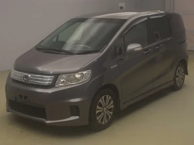 Honda Freed Spike