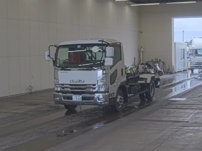 Isuzu Forward