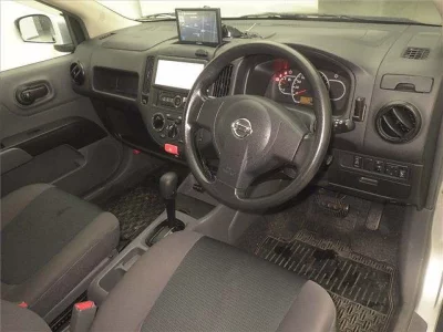 Nissan AD