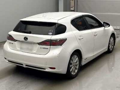Lexus CT200h