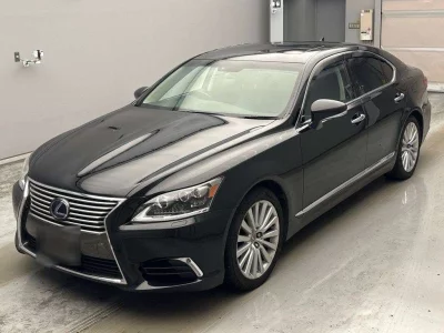 Lexus LS600h
