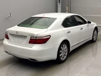Цена авто Lexus LS460L с аукционов Японии, номер кузова USF40, пробег 169 000, оценка 2