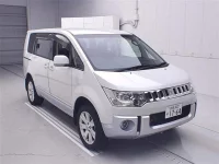 Цена авто Mitsubishi  с аукционов Японии, номер кузова CV1W, пробег 167 000, оценка 2
