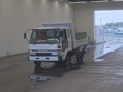Isuzu Forward