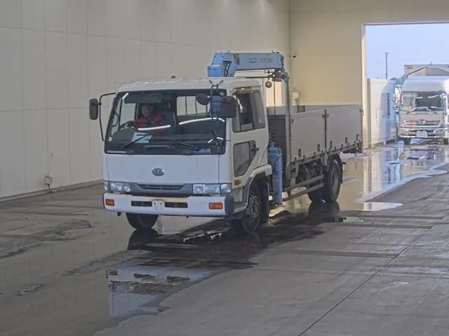NISSAN DIESEL (UD) CONDOR  с аукциона в Японии