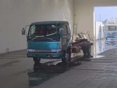 Nissan UD