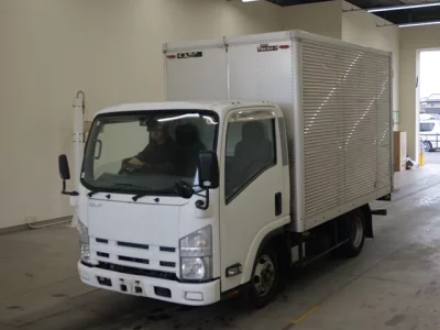 Isuzu Elf
