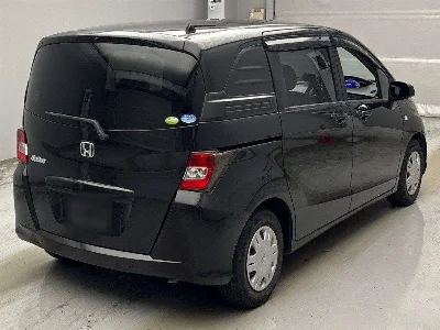 Honda Freed Spike