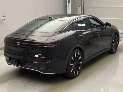 Toyota Crown Crossover