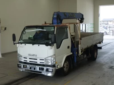 Isuzu Elf