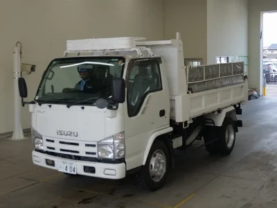 Isuzu Elf