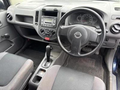 Nissan AD