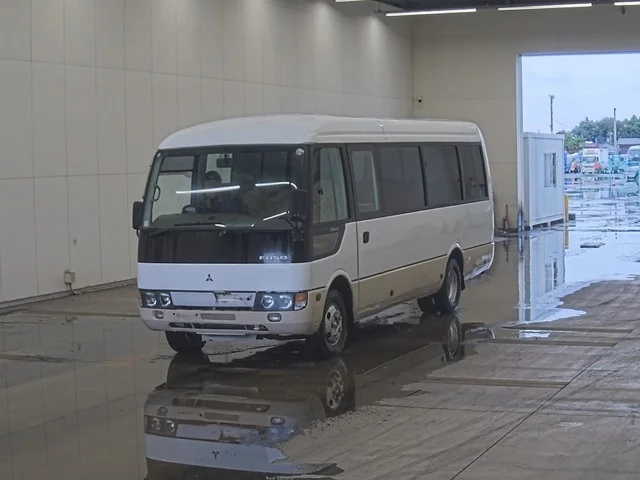 Mitsubishi FUSO ROSA  с аукциона в Японии