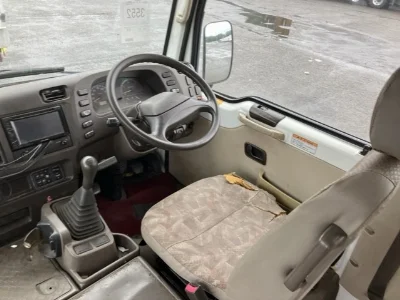 Mitsubishi FUSO ROSA
