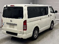 Цена авто Toyota HiAce Van с аукционов Японии, номер кузова KDH201V, пробег 262 000, оценка 4