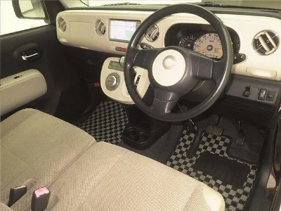 Daihatsu Mira Cocoa
