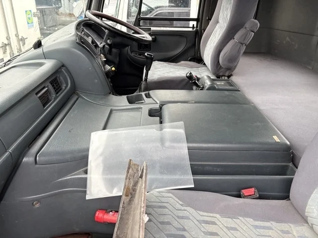NISSAN DIESEL (UD) BIG THUMB  с аукциона в Японии