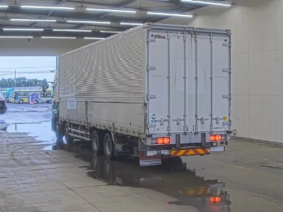 NISSAN DIESEL (UD) QUON