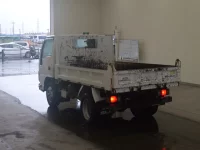 Цена авто Isuzu Elf с аукционов Японии, номер кузова NJR85AD, пробег 64 000, оценка 2