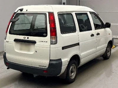 Toyota LiteAce Van