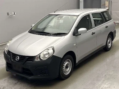 Nissan AD