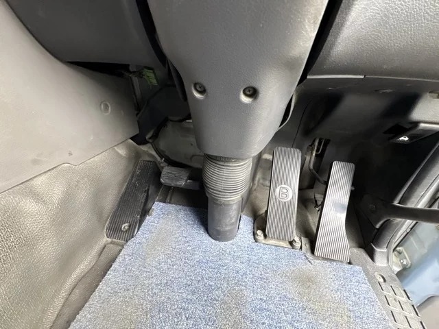 NISSAN DIESEL (UD) QUON  с аукциона в Японии
