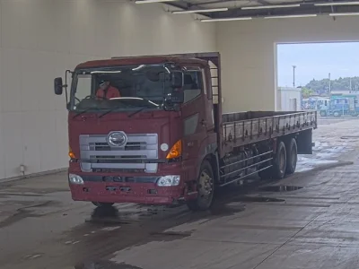 Hino PROFIA