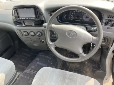 Toyota Lite Ace Noah