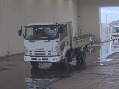 Isuzu Forward