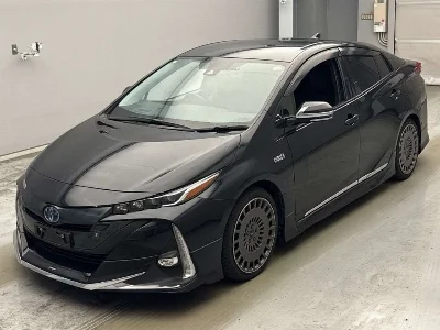 Toyota Prius PHV