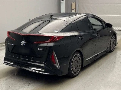 Toyota Prius PHV