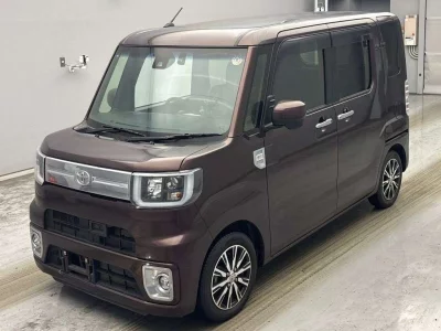 Toyota Pixis Mega