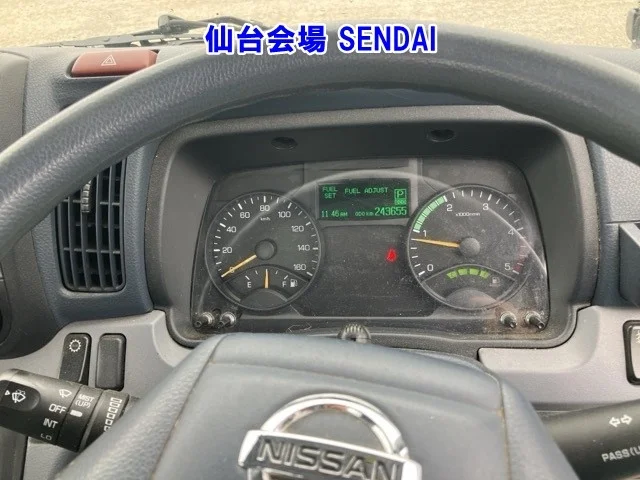 Nissan NT450 ATLAS  с аукциона в Японии