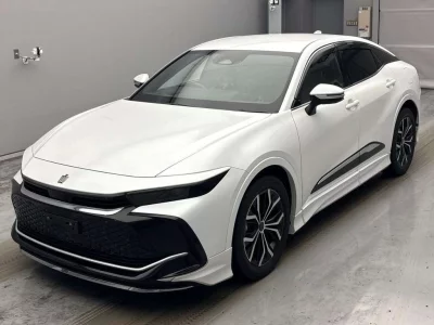 Toyota Crown Crossover