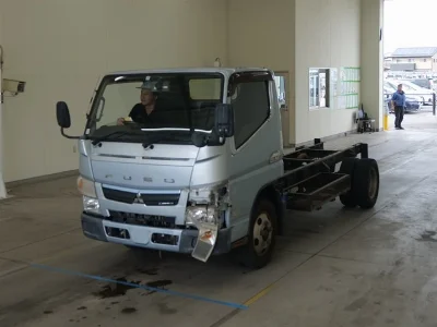 Mitsubishi Fuso Canter